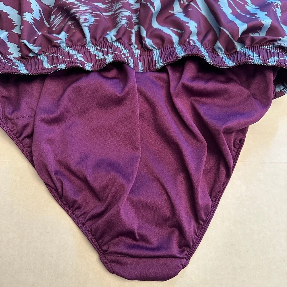 Nike‎ Women’s XL Running Shorts Purple Blue Drifit Inner Liner Pocket Fitness